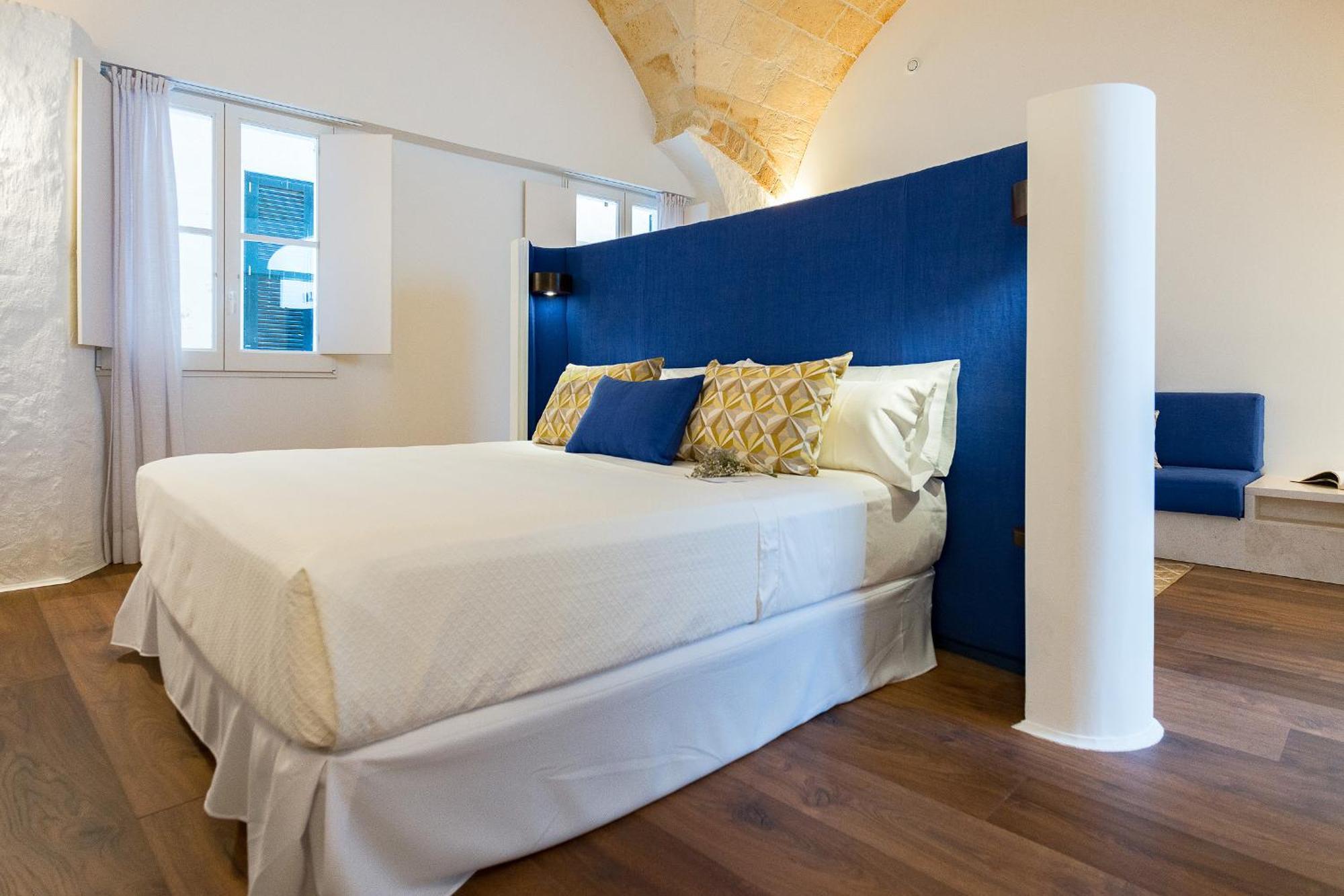 Divina Suites Hotel Boutique - Adults Only Ciutadella  Ngoại thất bức ảnh